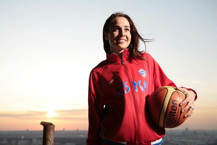 One-Two: diventare Becky Hammon 